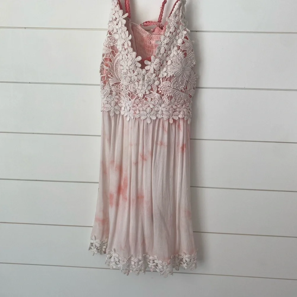 Lace-Trim Pink Tie-Dye Cami Top - Picture 4 of 6